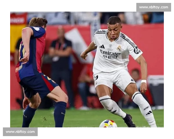 曼联 15 岁新星转发国家德比，助威皇马引热议